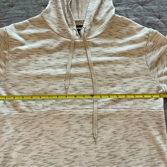 Carbon Men's Cream and Black Hoodie Shirt Size Medium - Picture 4 of 8